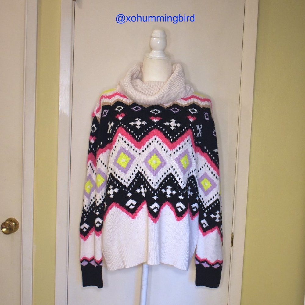 Alice + Olivia | Emmett Relaxed Fairisle Tunic Sweater - Picture 7 of 15